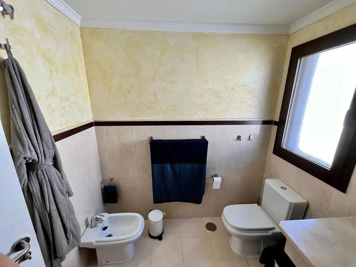 Quiet & Spacious Apt @ Golf Course W/ Roof Terrace San Roque