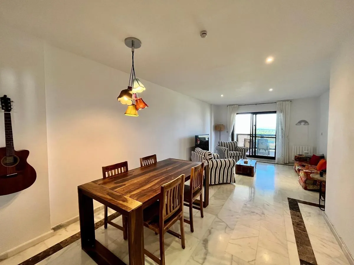 Quiet & Spacious Apt @ Golf Course W/ Roof Terrace San Roque  San Roque (Andalucia)